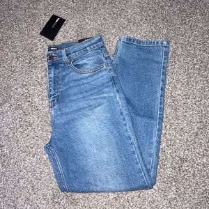Brand new fashion nova boyfriend jeans.